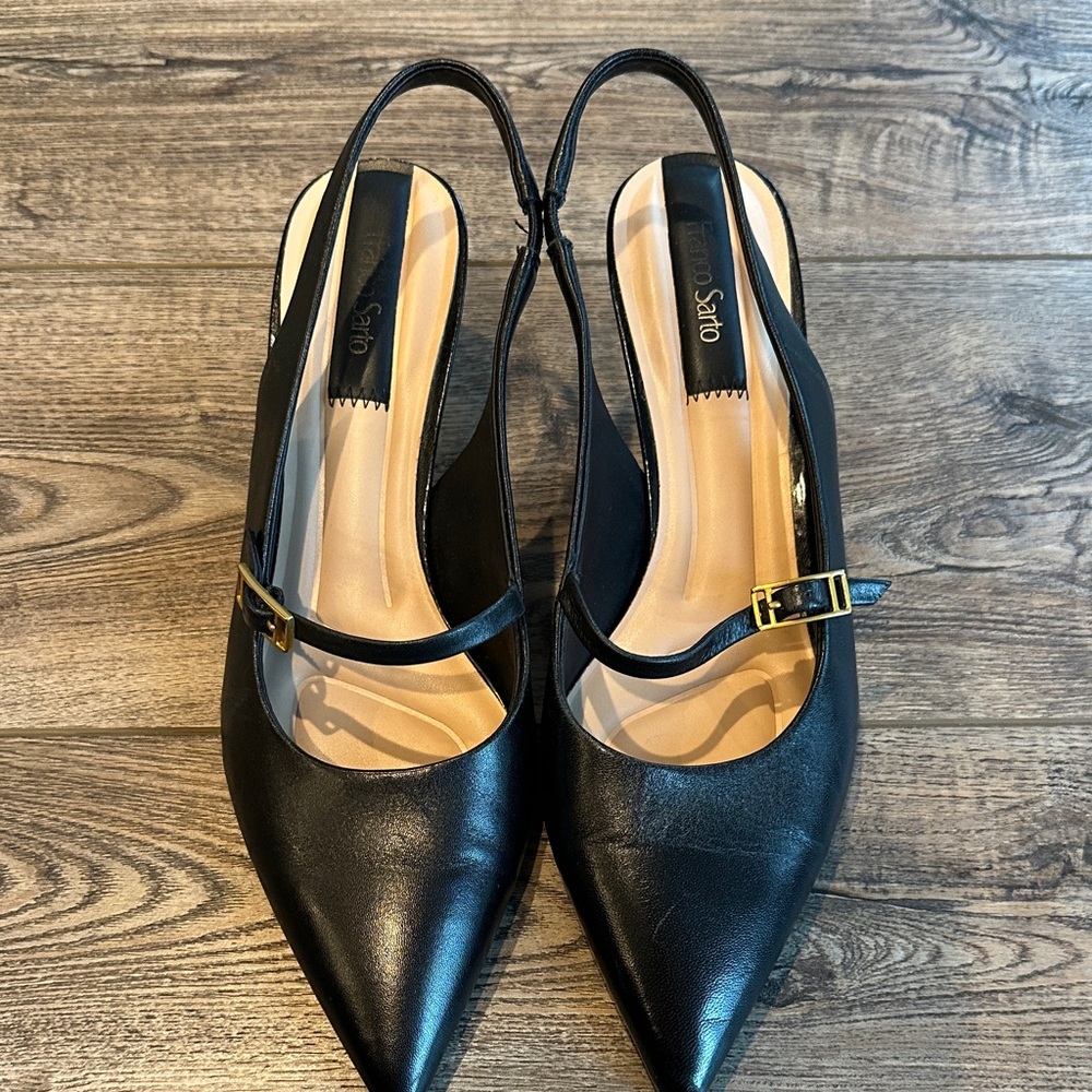 SARTO Franco Sarto Black Leather PointedToe Slingback Pumps with Gold Buckle 8.5